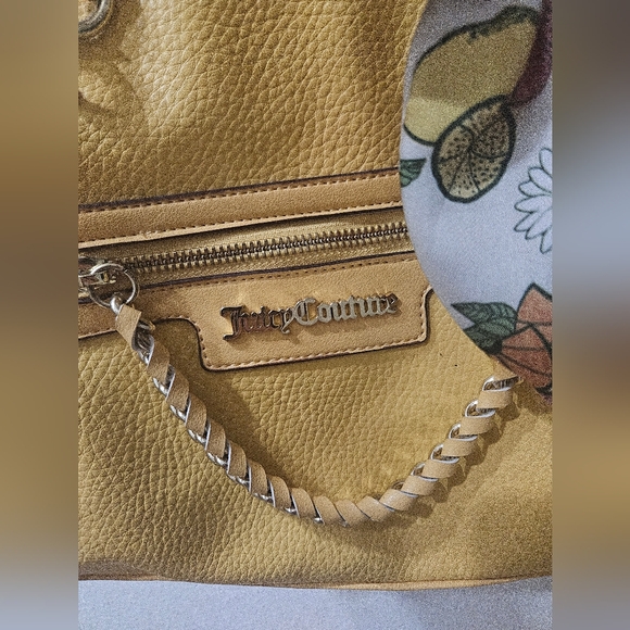 ✨️JUICY COUTURE YELLOW LEATHER ORIGINAL SATCHET PURSE✨️ OG JUICY COUTURE - Picture 3 of 11